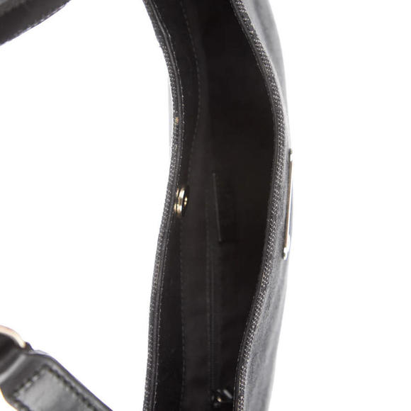 Authentic Gucci GG Denim Capri Chain Hobo Leather Trimmed Silver Hardware - Picture 4 of 5